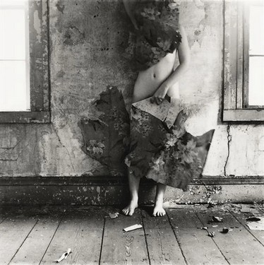 01_FRANCESCA WOODMAN, Space2, Providence, Rhode Island, 1976.jpg