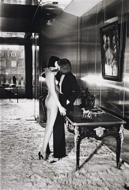 01_HELMUT NEWTON, Mannequins Quai d