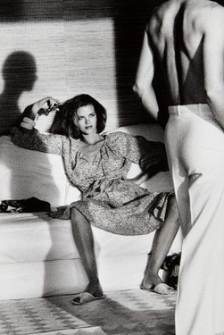 05_HELMUT NEWTON, Woman examining Man, St. Tropez from American Vogue, May 1975.jpg